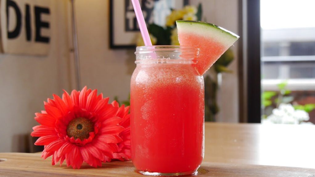 Watermelon lemonade will quench your thirst during effective weight loss with watermelon