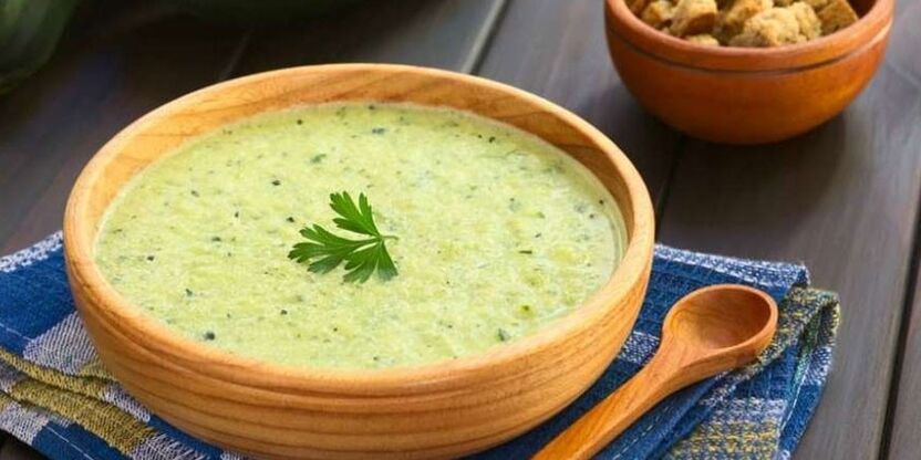 Cabbage and zucchini soup is a stomach-friendly dish on a hypoallergenic diet menu